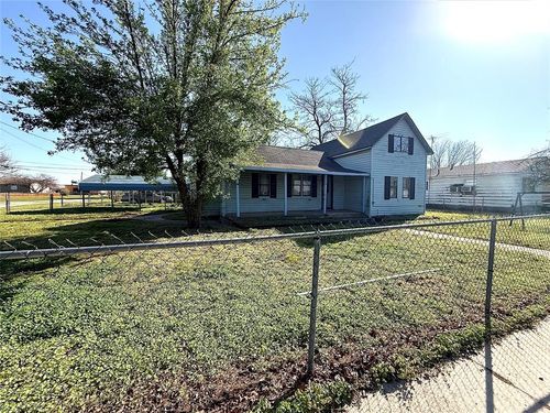 506 W 5th St, Stroud, OK, 74079-3425 | Card Image