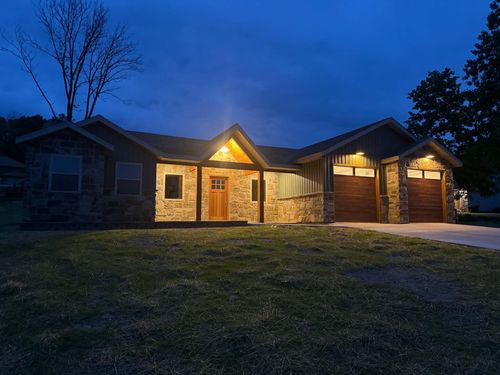 201 Juniper Ave, Cabool, MO, 65689-9157 | Card Image