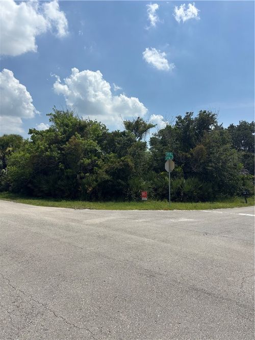 405 14th Place Sw, Vero Beach, FL, 32962 | Card Image
