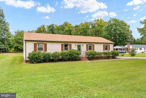3909 Robin Hood Dr, Hopewell, VA, 23860-1662 | Card Image