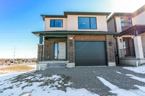 327 Anderson St, Woodstock, ON, N4S8Z6 | Card Image