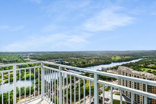 unit-3008-222 West Ave, Austin, TX, 78701-0068 | Card Image