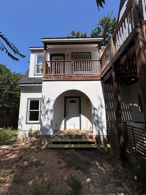 b-201 W 33rd St, Austin, TX, 78705-2315 | Card Image