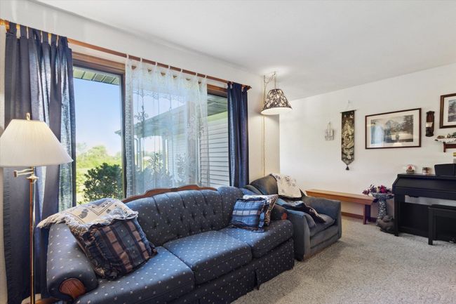 5057 Kasch Rd, House other with 5 bedrooms, 2 bathrooms and null parking in Pecatonica IL | Image 6