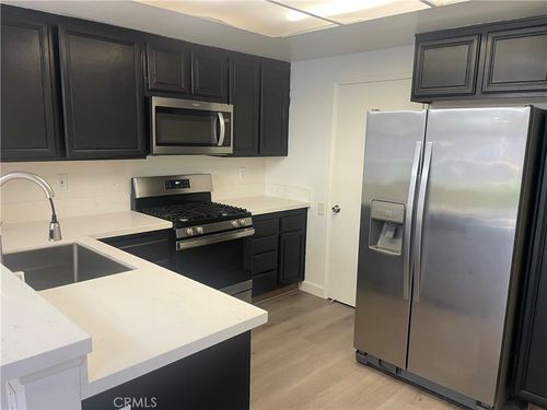 19003 Canyon Circle Dr, Lake Forest, CA, 92679-1043 | Card Image