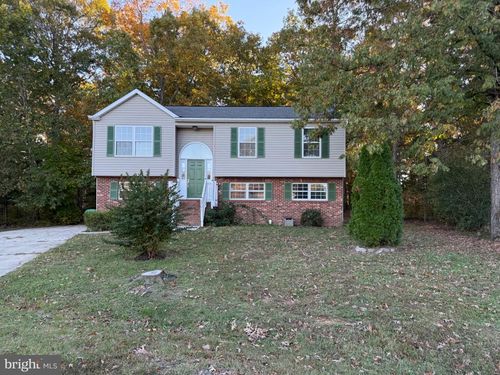 8701 Romona Ct, FREDERICKSBURG, VA, 22407-8744 | Card Image