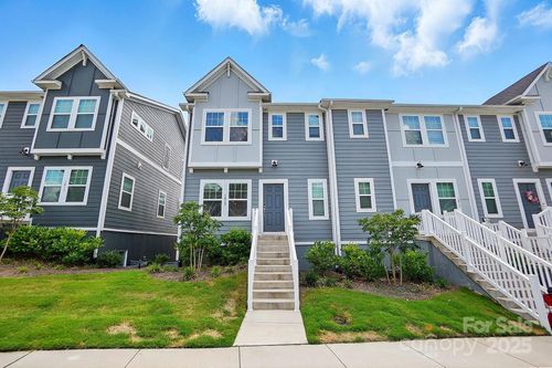1015 Maltby St, Charlotte, NC, 28201 | Card Image