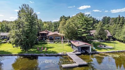 135 E Bay Rd, House other with 4 bedrooms, 3 bathrooms and 15 parking in Curve Lake ON | Image 1