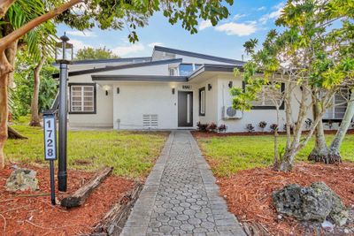 1728 Ne 27th Dr, House other with 6 bedrooms, 5 bathrooms and null parking in Wilton Manors FL | Image 3