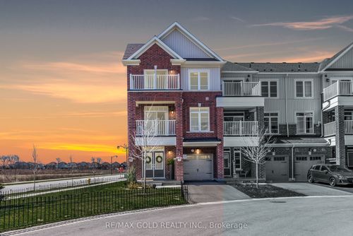 61-113 Hartley Ave, Paris, ON, N3L0K8 | Card Image