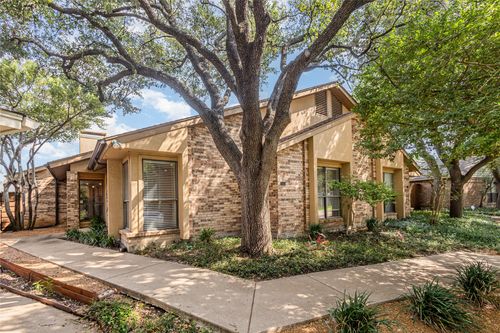 4038 Morman Ln, Addison, TX, 75001-4901 | Card Image