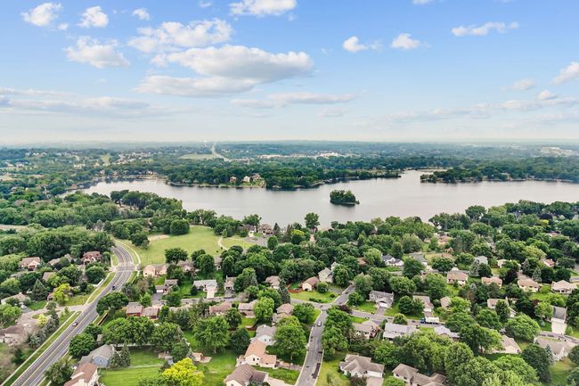 You'll love being walking distance to Crystal Lake! | Image 59