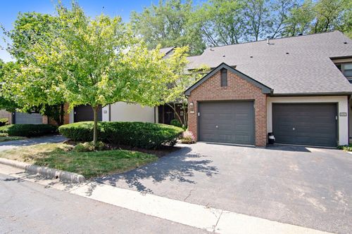 6756 Willow Grove Pl E, Dublin, OH, 43017-1187 | Card Image
