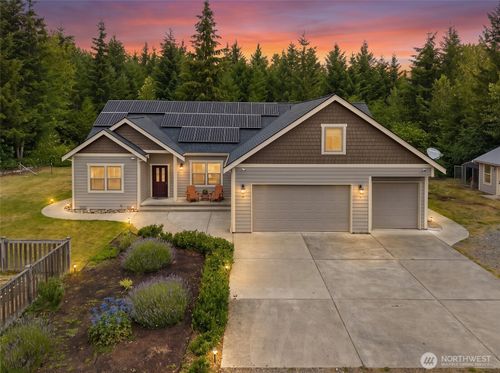 19724 144th Ln Se, Yelm, WA, 98597-7738 | Card Image