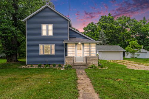 524 S Capital Ave, Athens, MI, 49011-9735 | Card Image