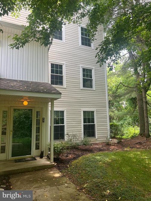 56 Bayberry Ct, GLEN MILLS, PA, 19342-2001 | Card Image