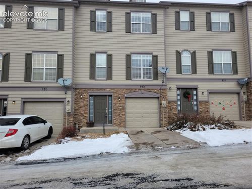 932 Burning Bush Pt, Monument, CO, 80132-8652 | Card Image
