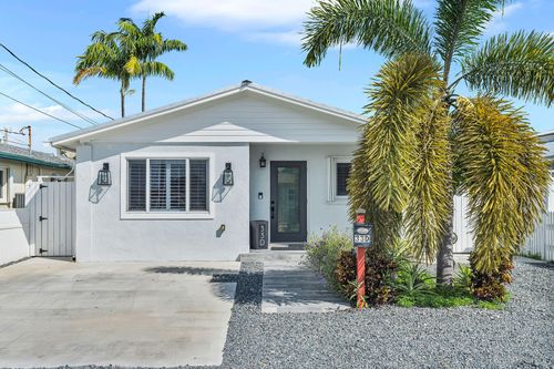 33D 11th Ave, Stock Island, FL, 33040-5869 | Card Image