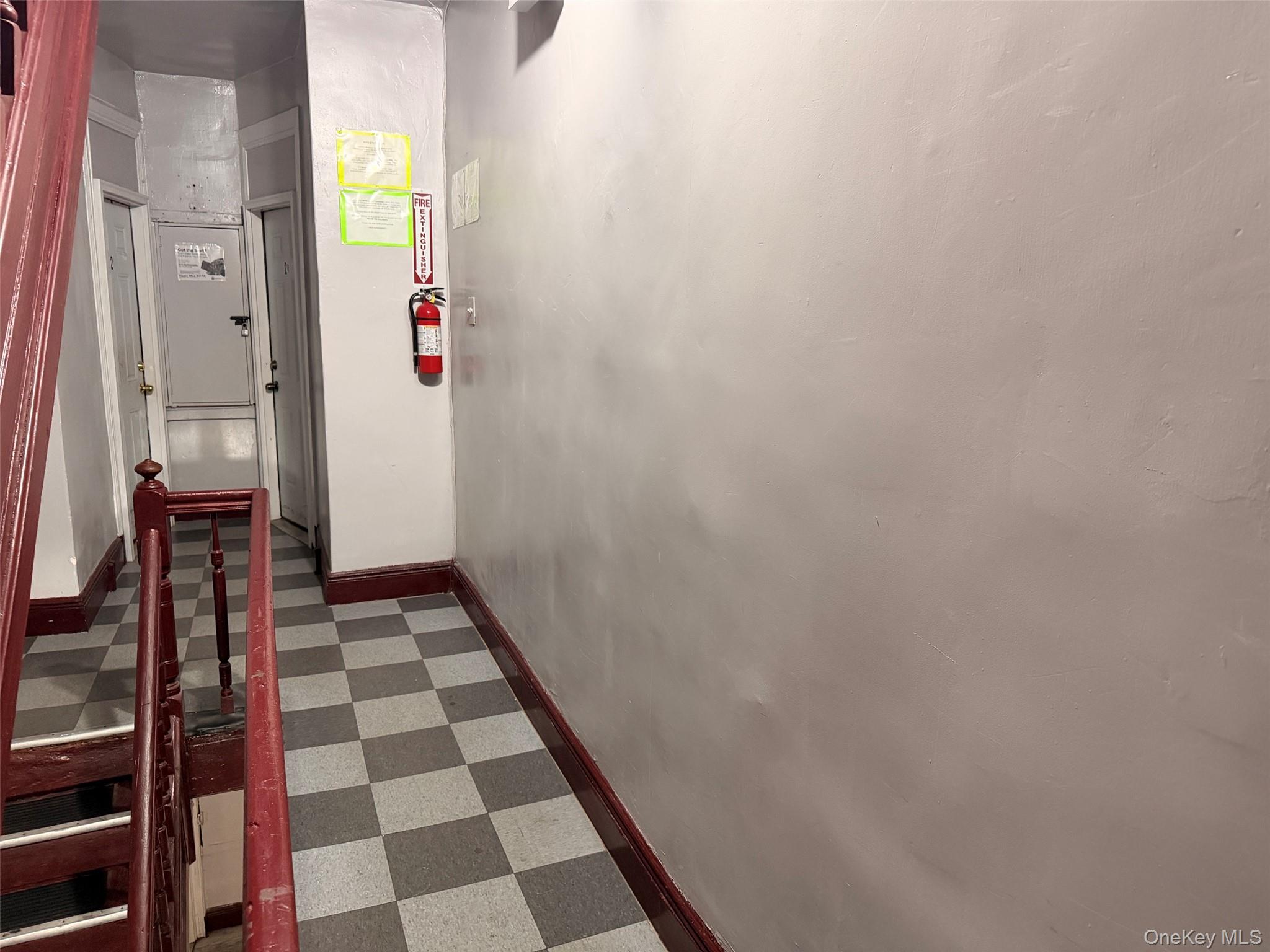 Commercial Sale in New York 4
