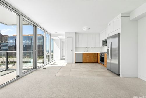 1303-629 Keeaumoku St, Honolulu, HI, 96814-3602 | Card Image