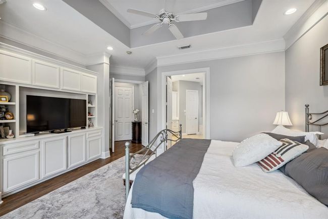 6611 Course View Ln, House other with 4 bedrooms, 5 bathrooms and 3 parking in Spring TX | Image 17