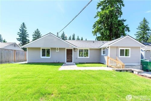 22806 53rd Ave W, Mountlake Terrace, WA, 98043-3902 | Card Image