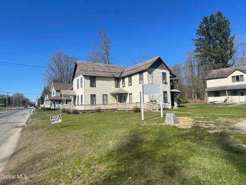 apt-3-524 Maple Ave, Saratoga Springs, NY, 12866-5540 | Card Image