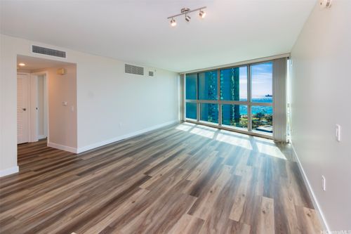 2606-1177 Queen St, Honolulu, HI, 96814-4146 | Card Image