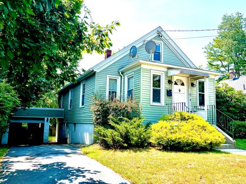 172 Ashcraft Rd, New London, CT, 06320-2730 | Card Image