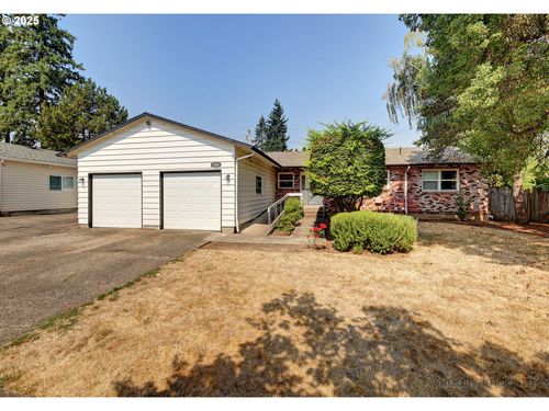 13541 Se Market St, Portland, OR, 97233-1752 | Card Image