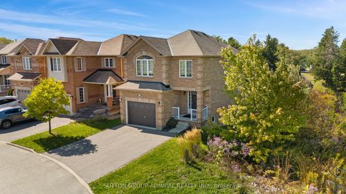 29 Crew Crt, Barrie, ON, L4N5S4 | Card Image