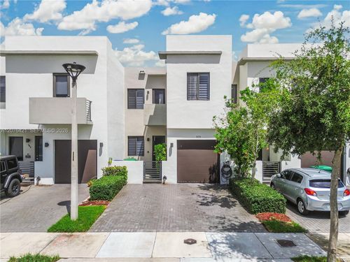 519 Sw 91st Pl, Miami, FL, 33174 | Card Image