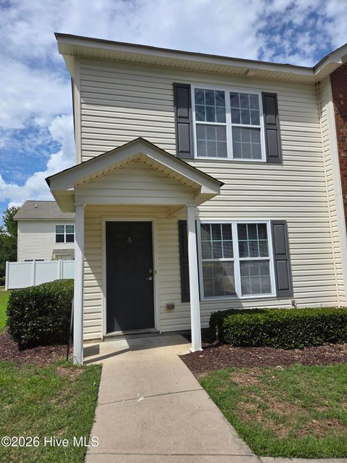 a-4271 Dudleys Grant Dr, Winterville, NC, 28590-7994 | Card Image
