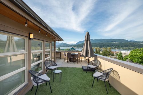2318 St Andrews St, Port Moody, BC, V3H0K4 | Card Image