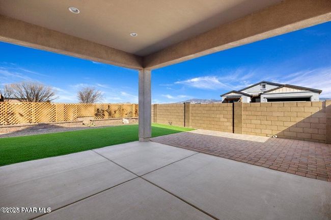 patio | Image 19