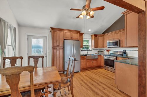 39 Hoppenstedt Rd, Wallkill, NY, 12589-4769 | Card Image