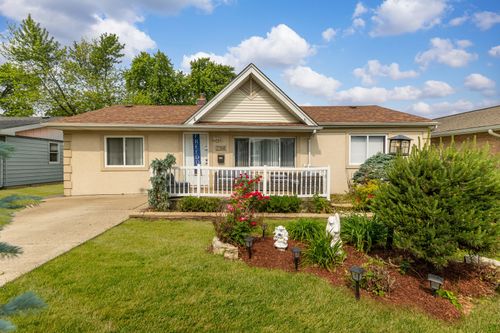 7740 Monitor Ave, Burbank, IL, 60459-1243 | Card Image