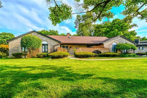 256 E Rahn Rd, Dayton, OH, 45429-5424 | Card Image