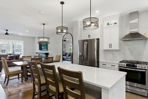 lot-8-16 Elise Ave, Londonderry, NH, 03053-3269 | Card Image