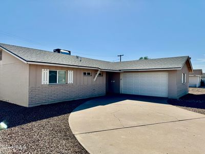 1913 W Joan De Arc Avenue, House other with 3 bedrooms, 2 bathrooms and null parking in Phoenix AZ | Image 2