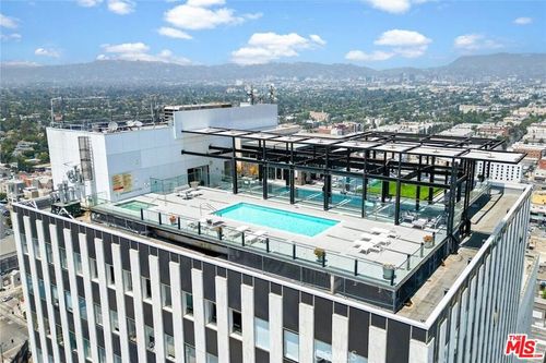 apt-303-3810 Wilshire Blvd, Los Angeles, CA, 90010-3215 | Card Image