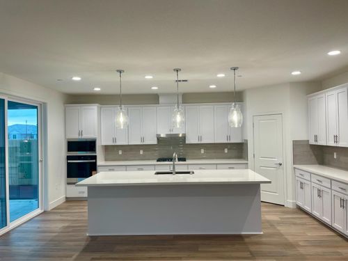 609 Silver Canoe Ct, Roseville, CA, 95747-7498 | Card Image