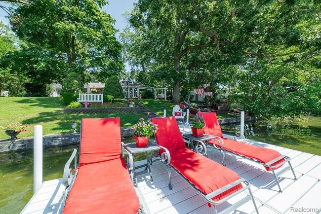 Relax and enjoy the sun! | Image 51