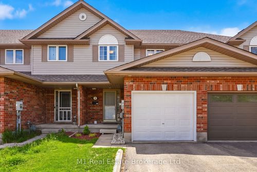 8 Ralston Dr, Guelph, ON, N1E0C3 | Card Image