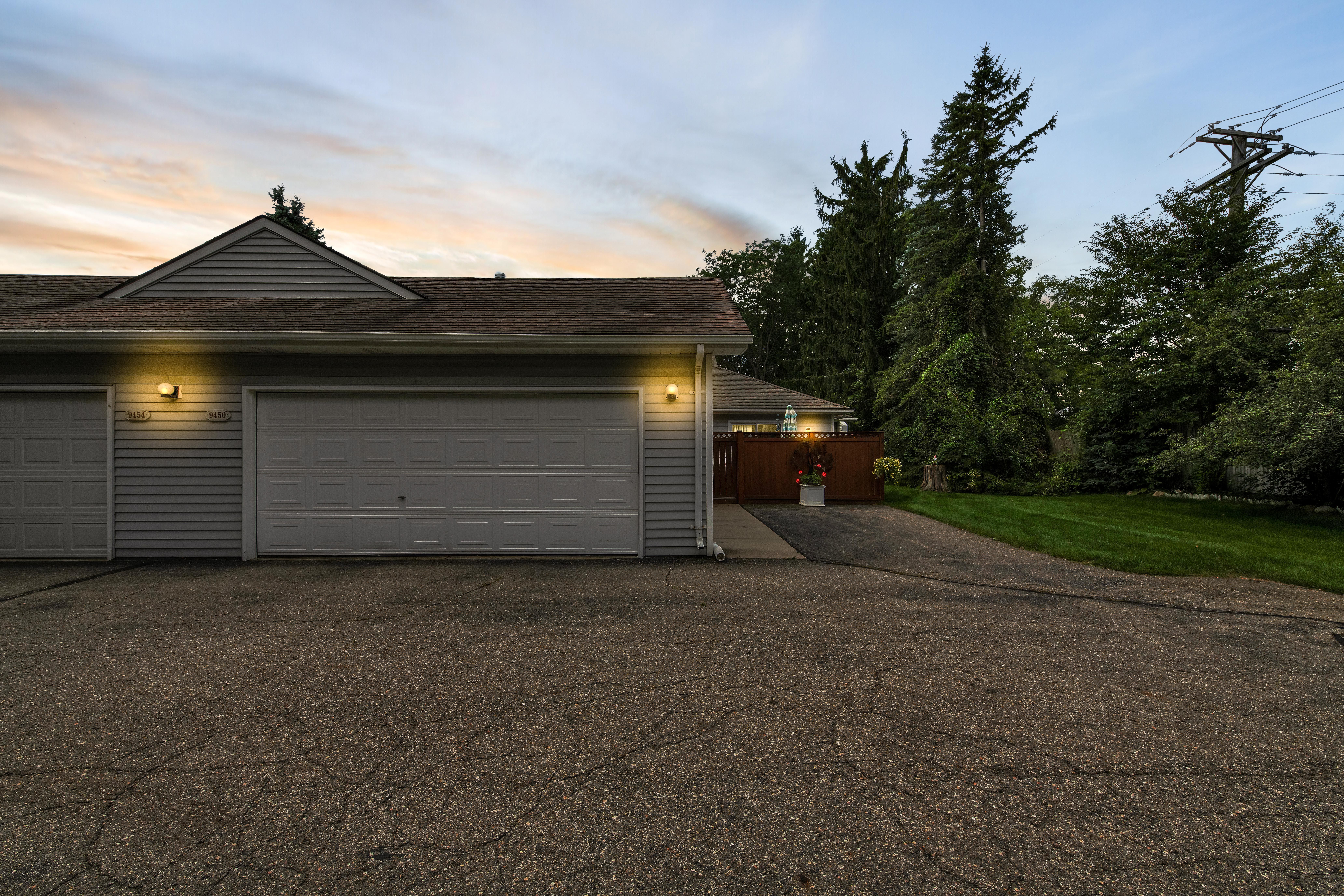 Marina Dr, White Lake, MI 48386