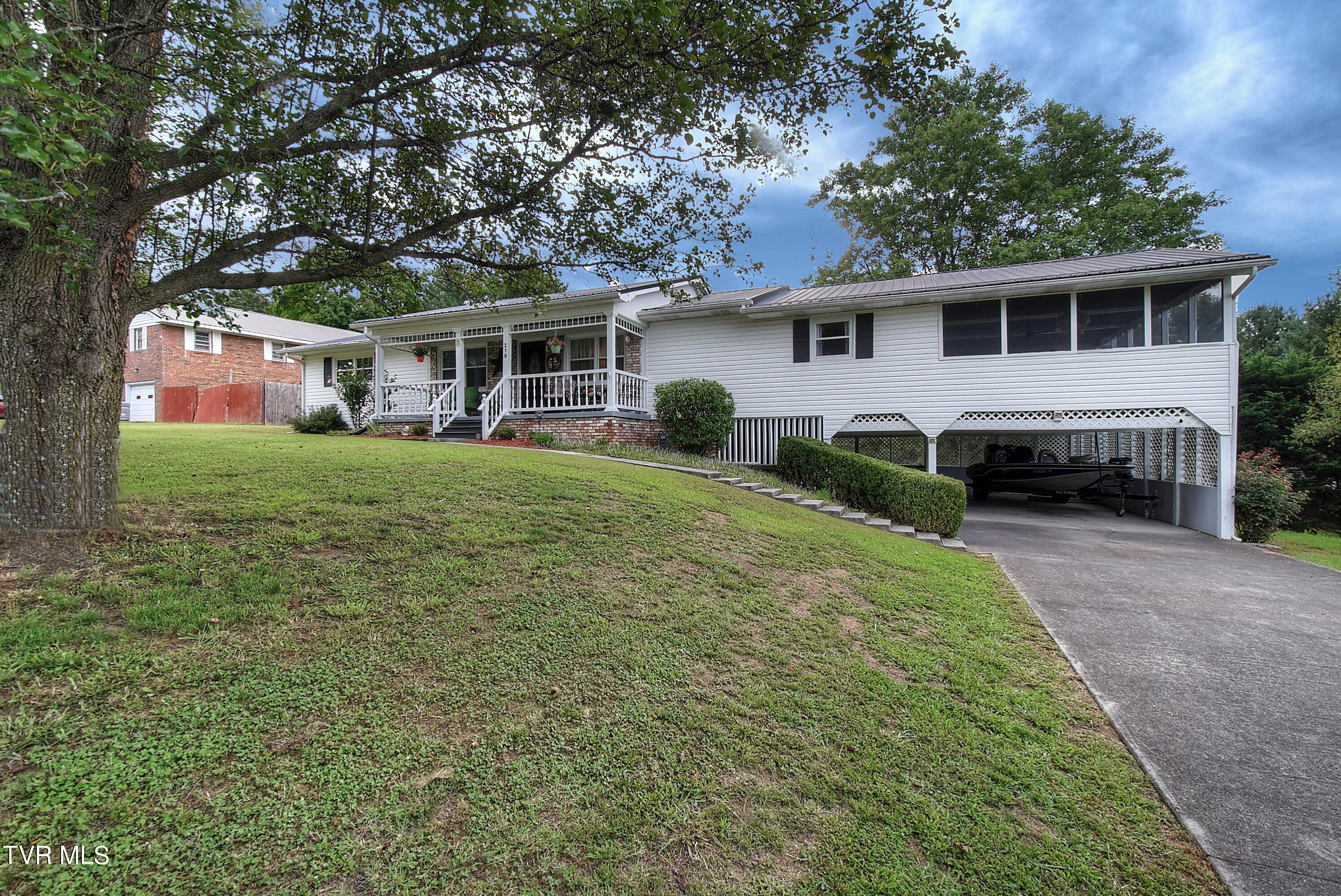 Golf View Dr, Rogersville, TN 37857