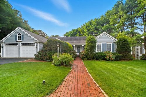 139 Falling Leaf Ln, Osterville, MA, 02655-1381 | Card Image