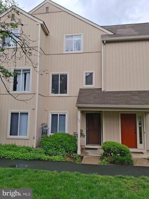 154 Woodlake Dr, MARLTON, NJ, 08053-3622 | Card Image
