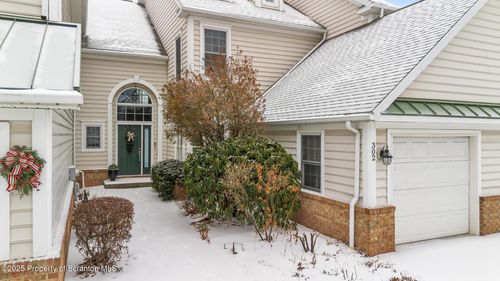 302 Thackeray Close, Moosic, PA, 18507-2201 | Card Image