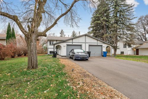 1250 Norton Ave Ne, Fridley, MN, 55432-3528 | Card Image